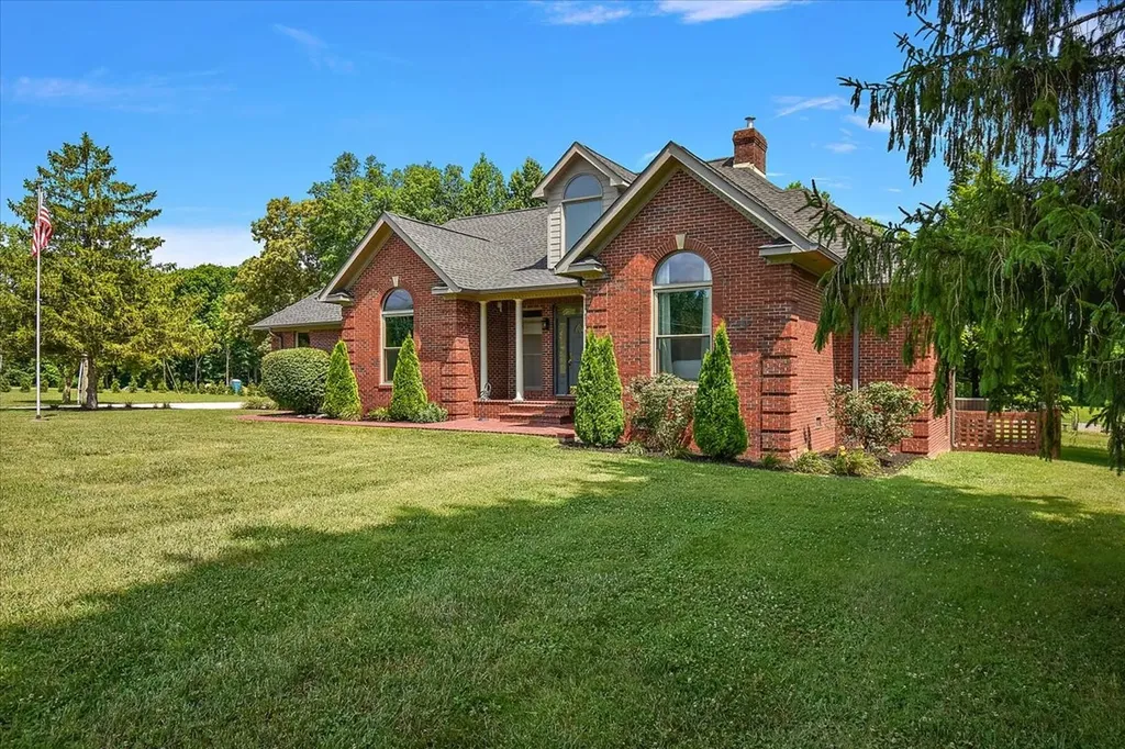 2309 Allen Ferry Road Smithville TN 37166
