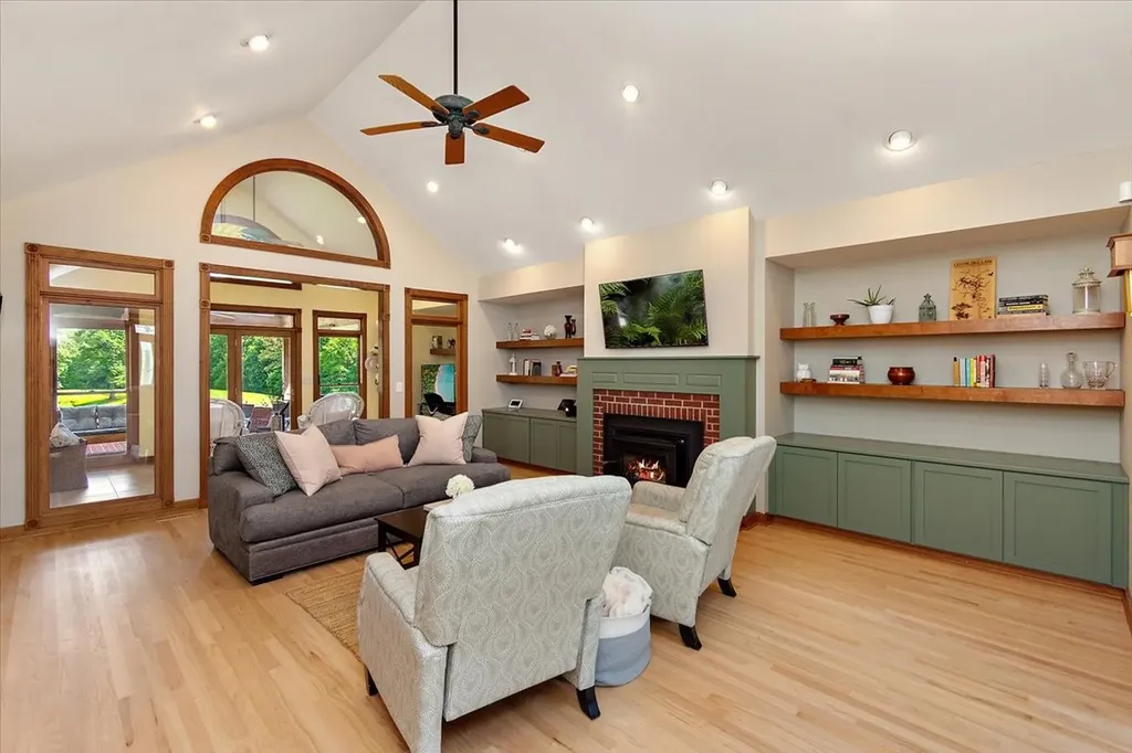 2309 Allen Ferry Road Smithville TN 37166