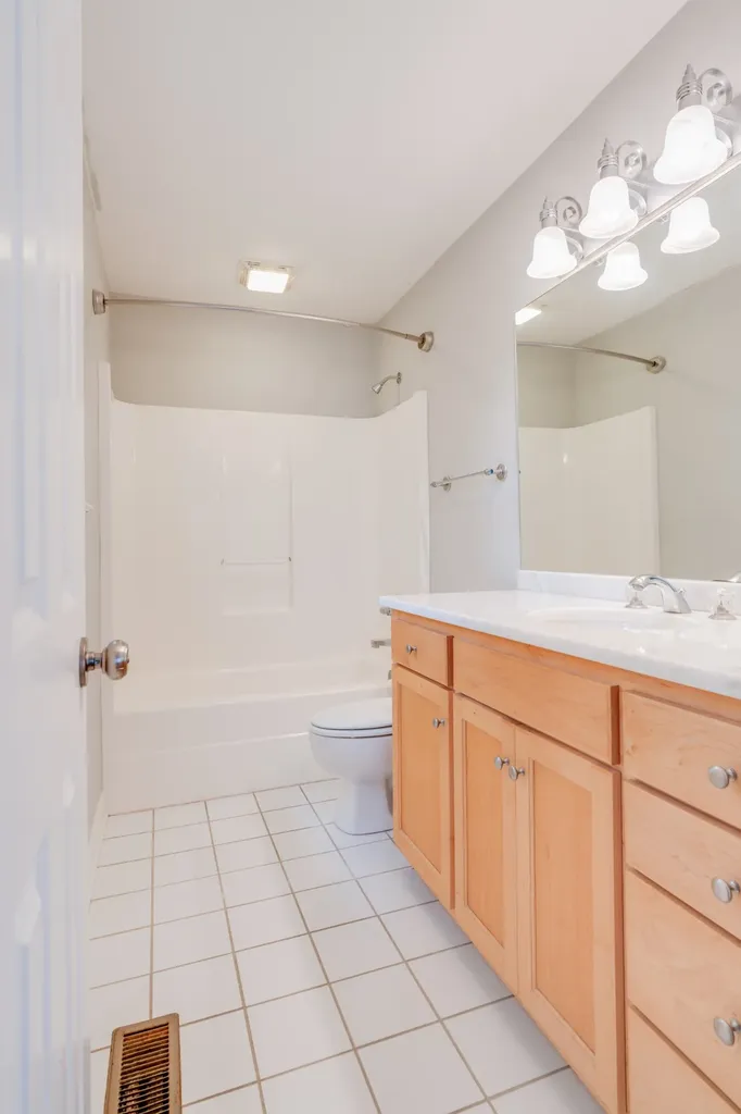 518 Acklen Park Drive Nashville TN 37205