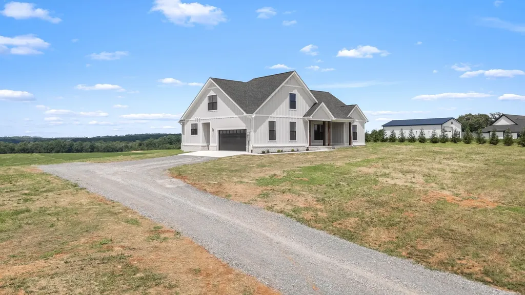 6918 Shelbyville Road Morrison TN 37357