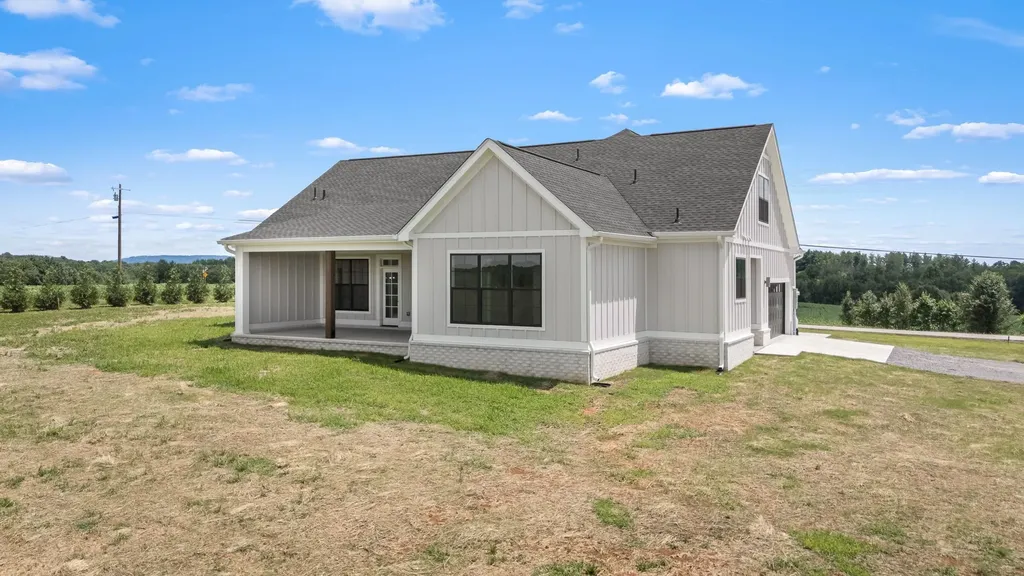 6918 Shelbyville Road Morrison TN 37357