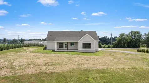 6918 Shelbyville Road Morrison TN 37357