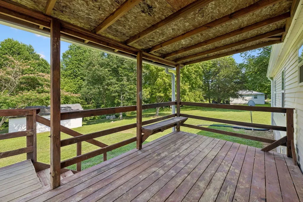 5219 Hancock Road Silver Point TN 38582