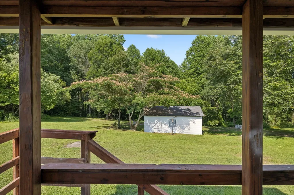 5219 Hancock Road Silver Point TN 38582