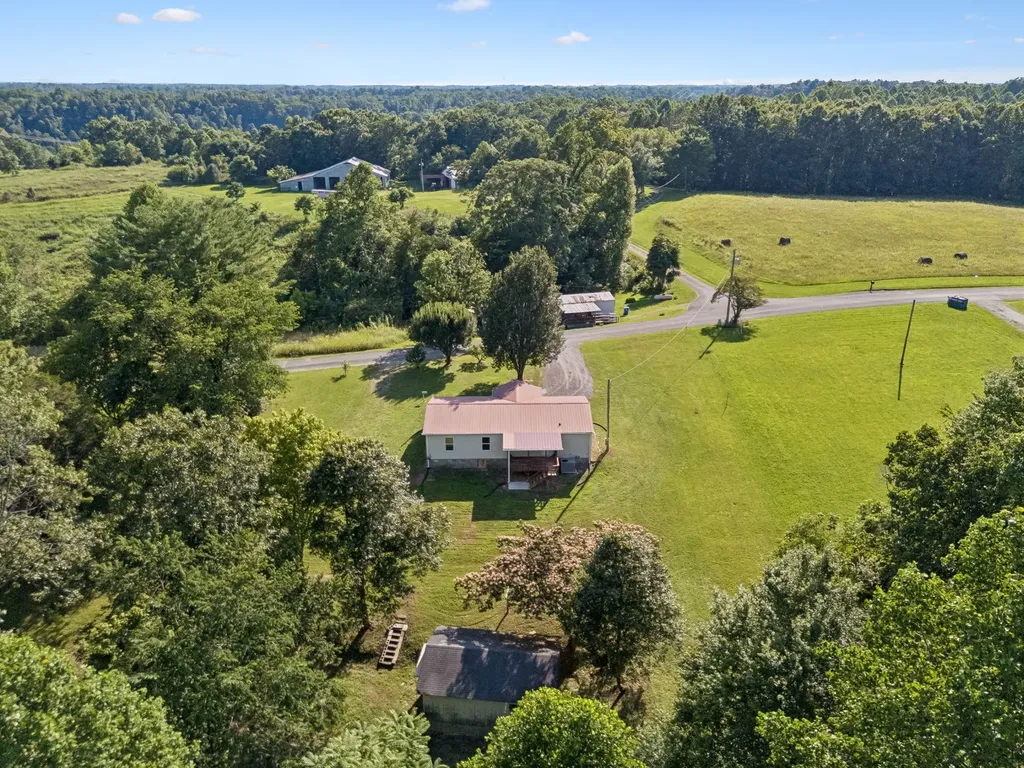5219 Hancock Road Silver Point TN 38582
