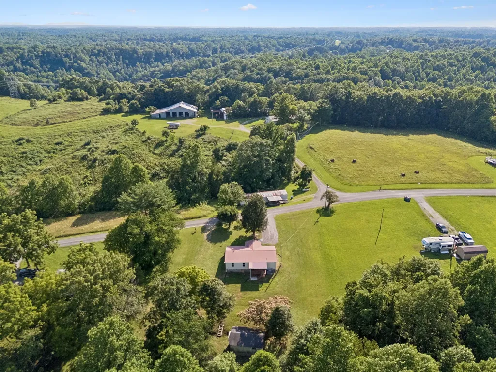 5219 Hancock Road Silver Point TN 38582
