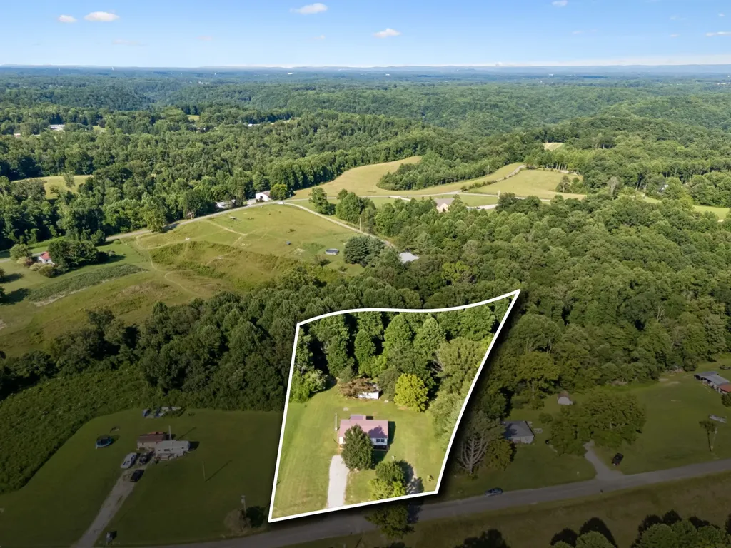 5219 Hancock Road Silver Point TN 38582