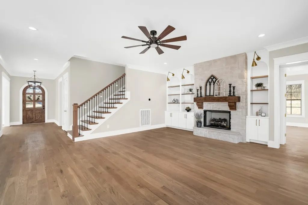 4289 Moore Lane Culleoka TN 38451