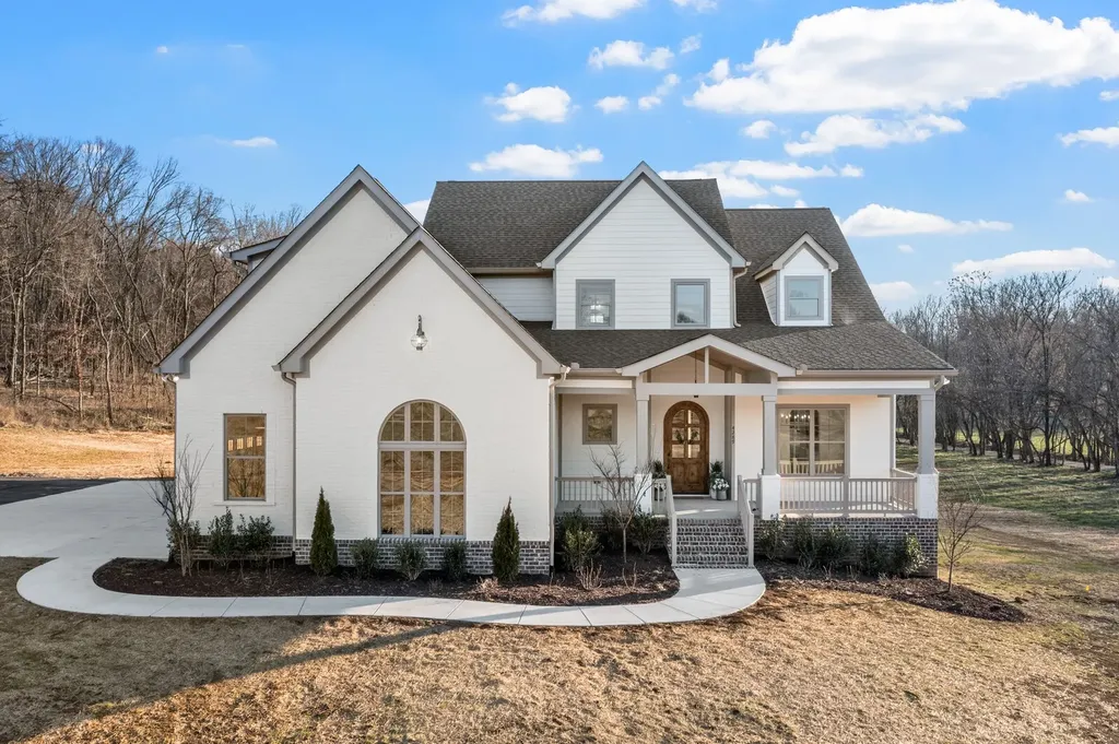 4289 Moore Lane Culleoka TN 38451