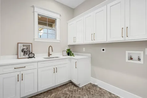 4289 Moore Lane Culleoka TN 38451