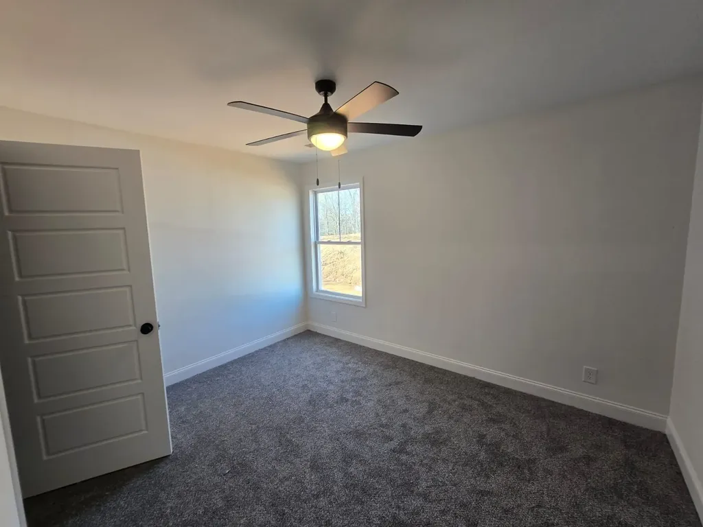 526 N Halfifax Court Clarksville TN 37040