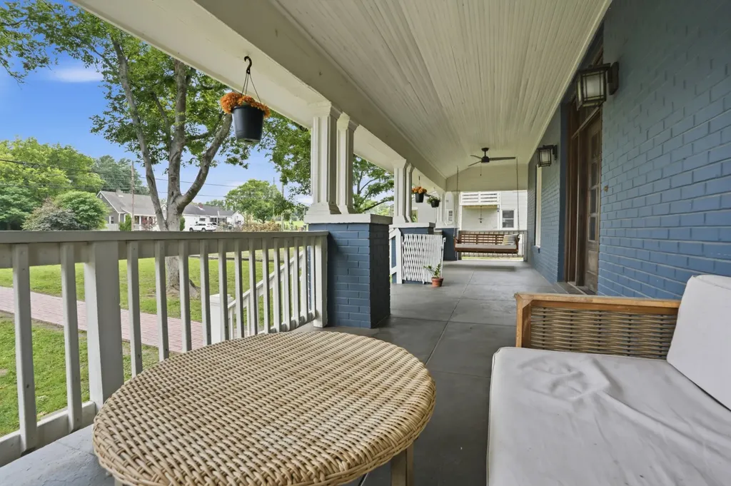 1601 Jones Avenue Nashville TN 37207