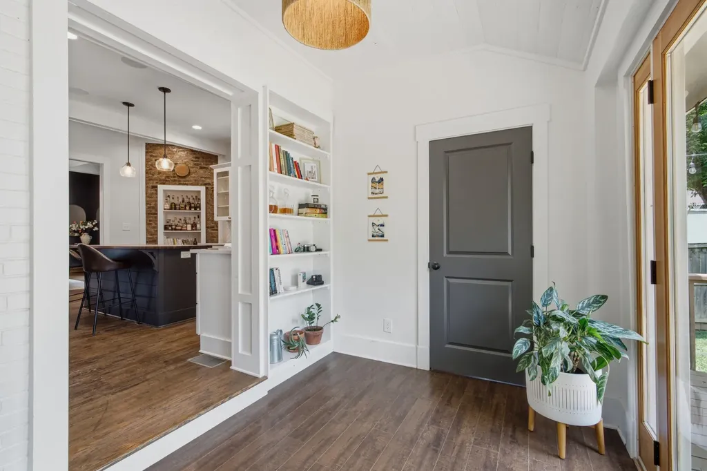 1601 Jones Avenue Nashville TN 37207