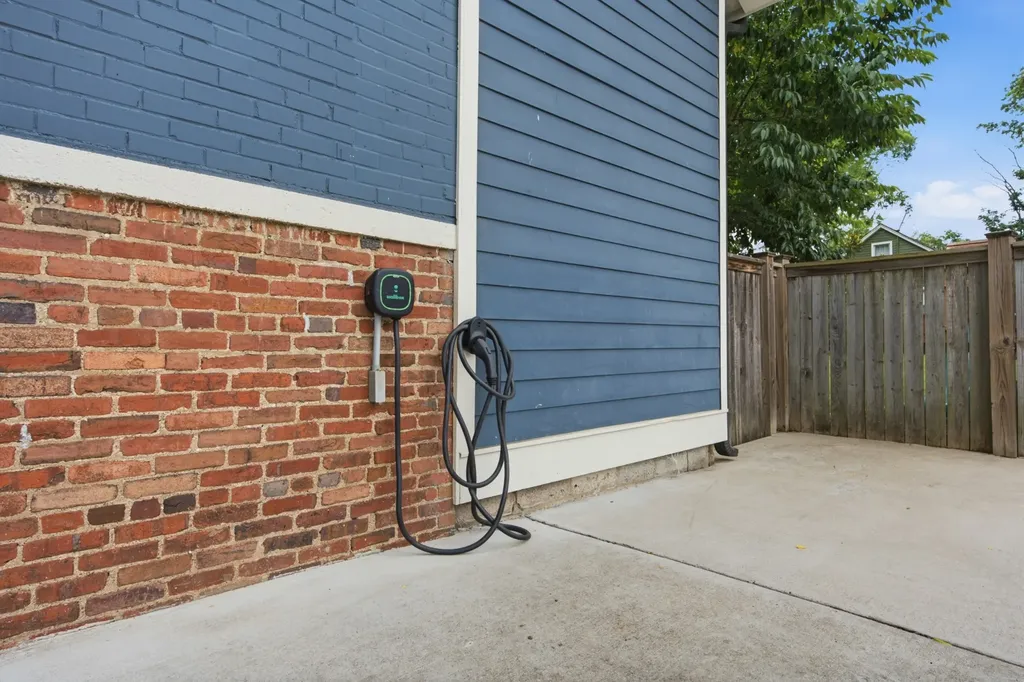 1601 Jones Avenue Nashville TN 37207