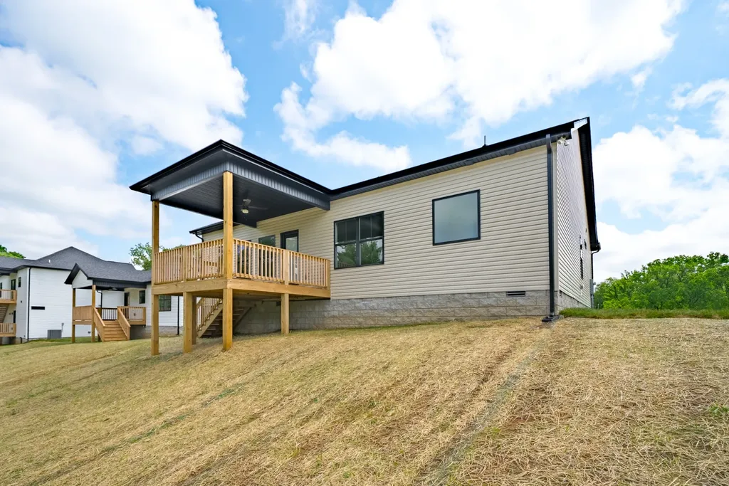 178 Dewberry Court Clarksville TN 37042