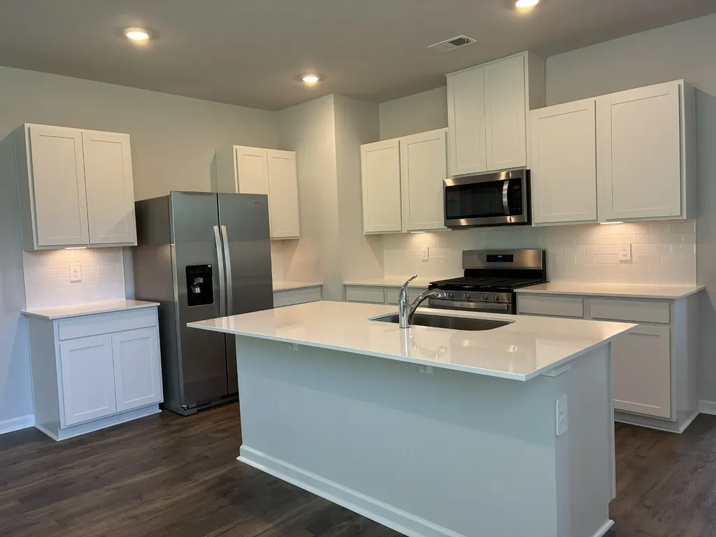 6619 Japonica Lane White House TN 37188