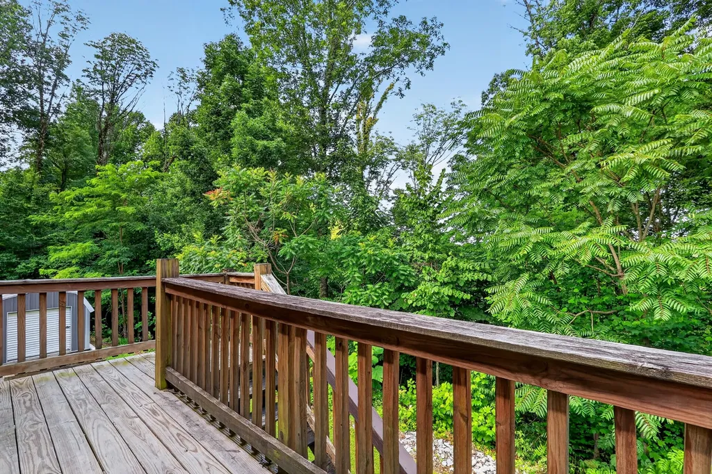 302 Swiper Drive Smithville TN 37166