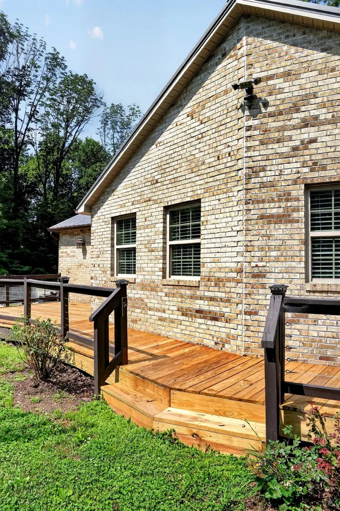 302 Swiper Drive Smithville TN 37166