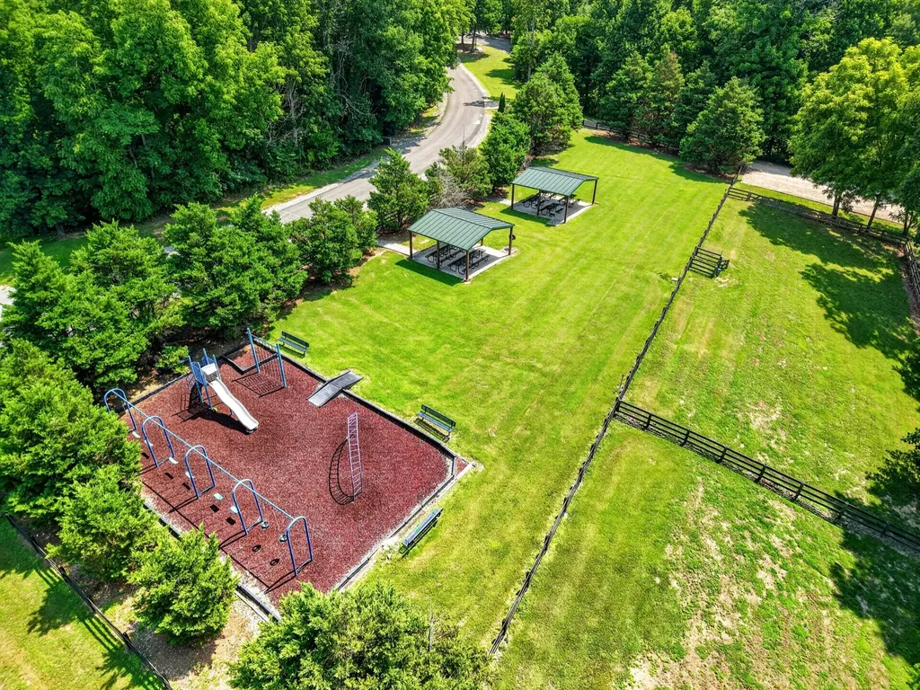 302 Swiper Drive Smithville TN 37166