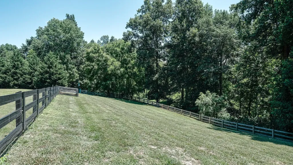 302 Swiper Drive Smithville TN 37166