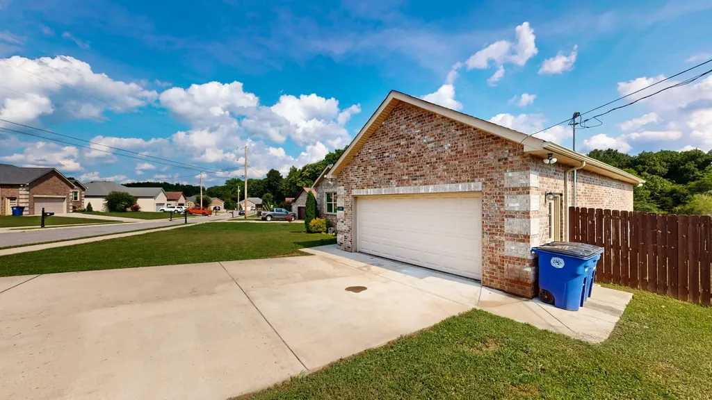 100 Virginia Court Shelbyville TN 37160