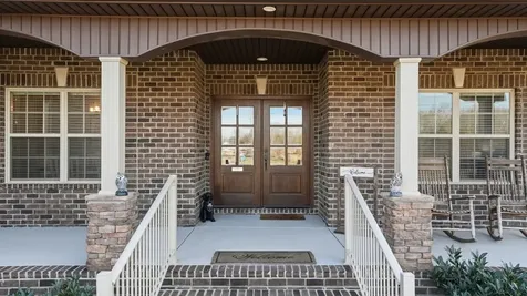 667 Pete Sain Road Manchester TN 37355