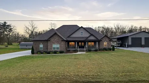 667 Pete Sain Road Manchester TN 37355