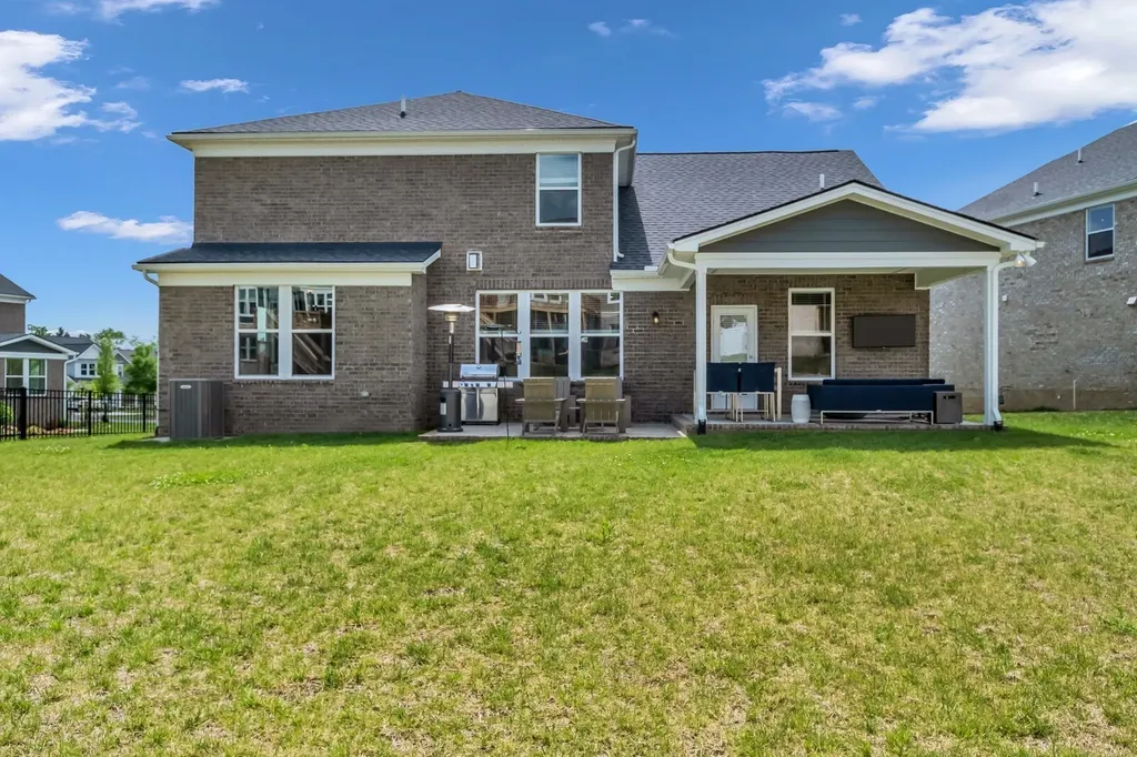 885 Rockwell Drive Hendersonville TN 37075