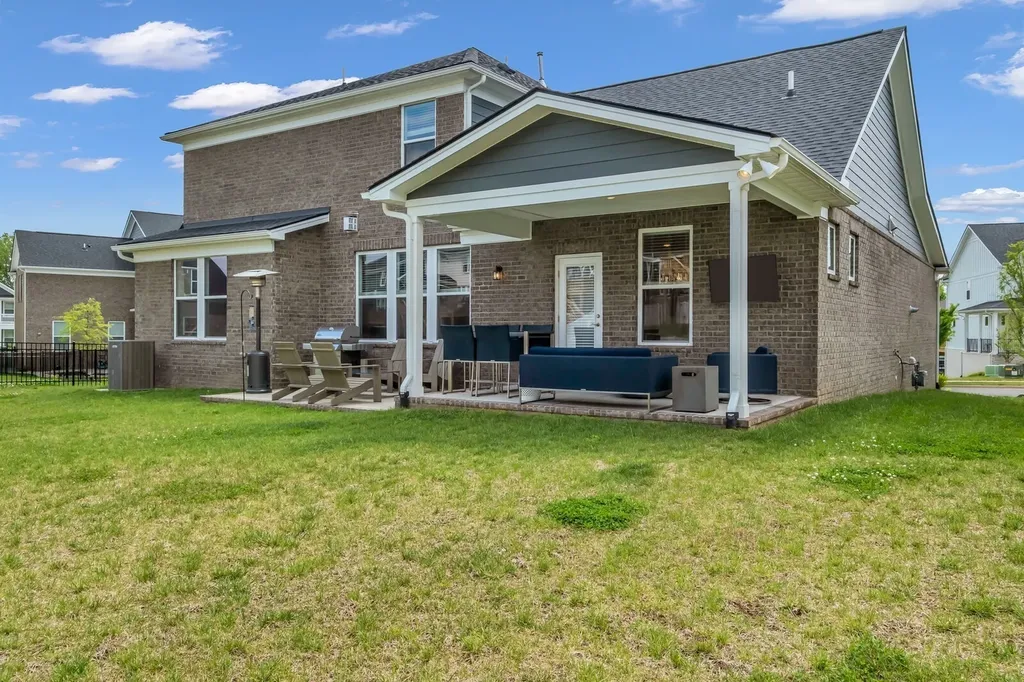 885 Rockwell Drive Hendersonville TN 37075