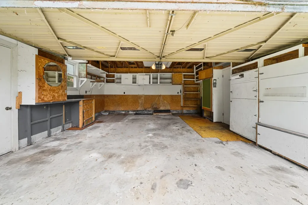 122 Anderson Drive Tullahoma TN 37388