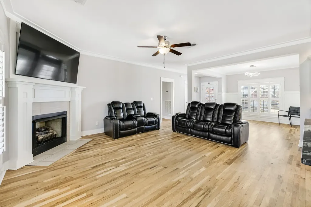 814 Stovers Glen Murfreesboro TN 37128