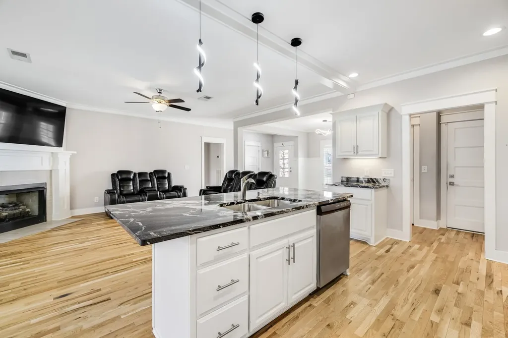 814 Stovers Glen Murfreesboro TN 37128