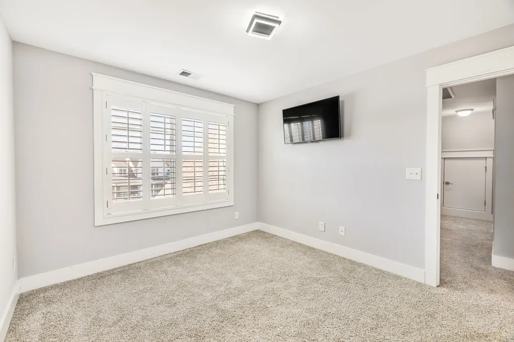 814 Stovers Glen Murfreesboro TN 37128