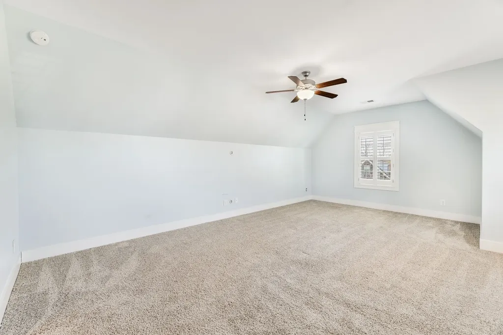 814 Stovers Glen Murfreesboro TN 37128