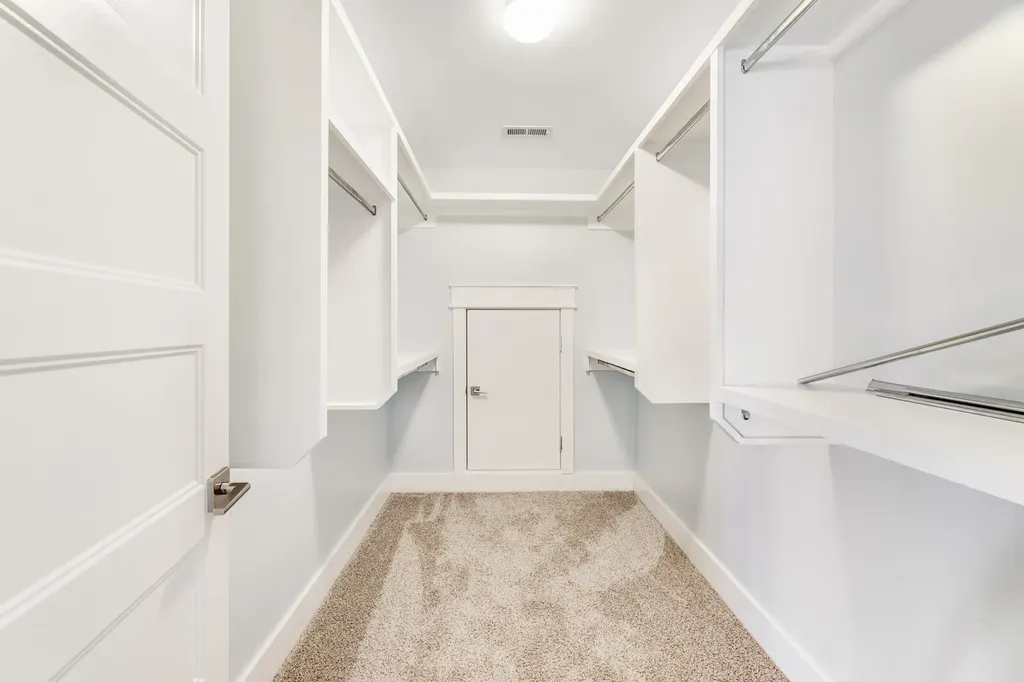814 Stovers Glen Murfreesboro TN 37128