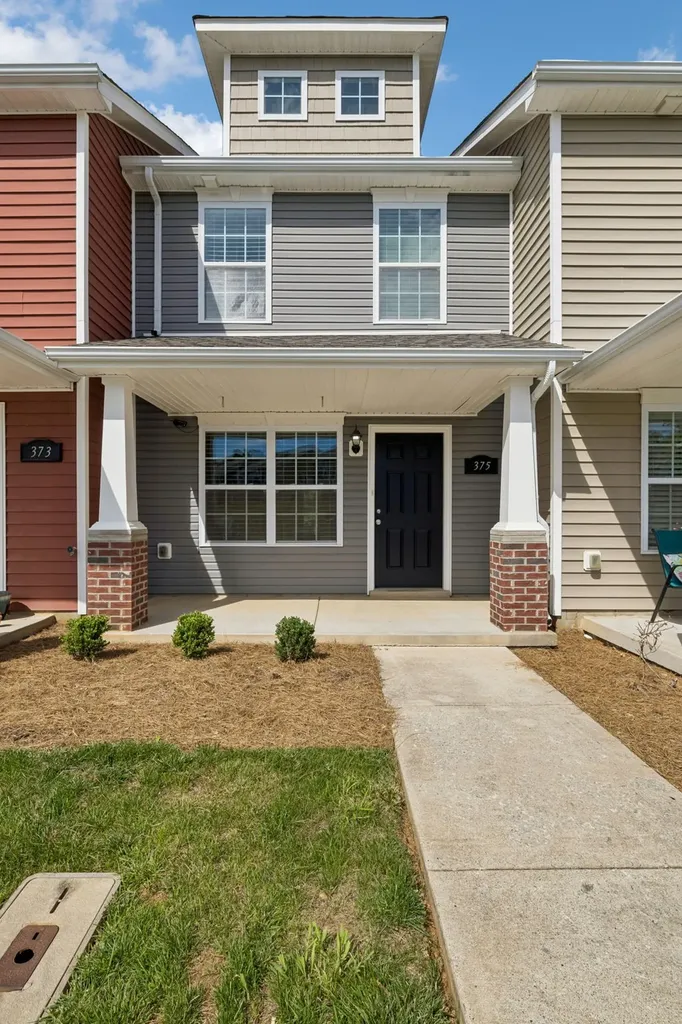 375 Sam Houston Circle Clarksville TN 37040