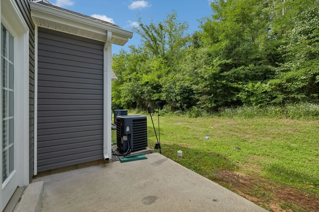 375 Sam Houston Circle Clarksville TN 37040