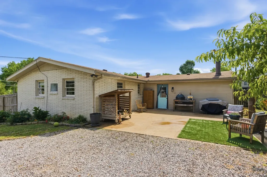 450 Sanders Ferry Road Hendersonville TN 37075