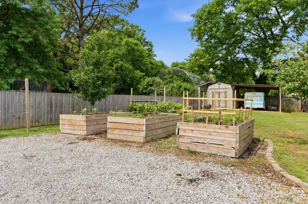 450 Sanders Ferry Road Hendersonville TN 37075