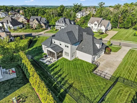 1111 Lusitano Court Nolensville TN 37135