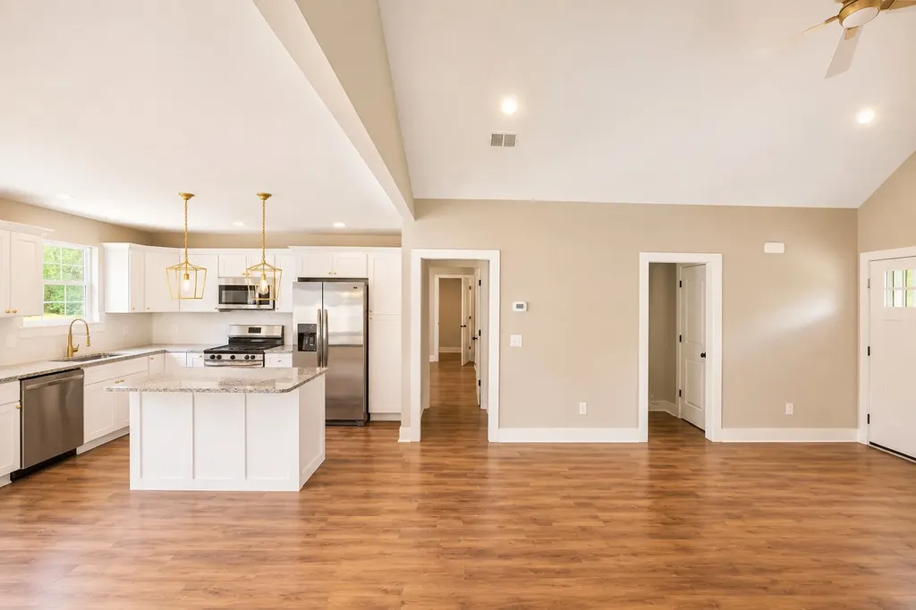 435 Moncrief Avenue Goodlettsville TN 37072