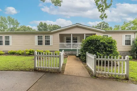 3895 Old Stewart Road Tennessee Ridge TN 37178