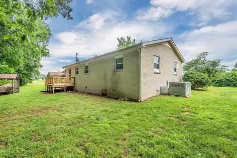 2255 Rose Hill Road Pulaski TN 38478