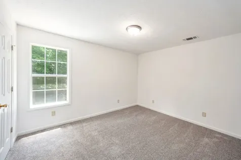 34 Valleyfield Cove Jackson TN 38305