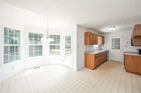 34 Valleyfield Cove Jackson TN 38305