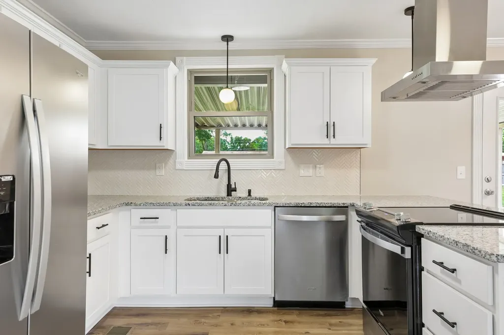2108 Lynwood Drive Greenbrier TN 37073