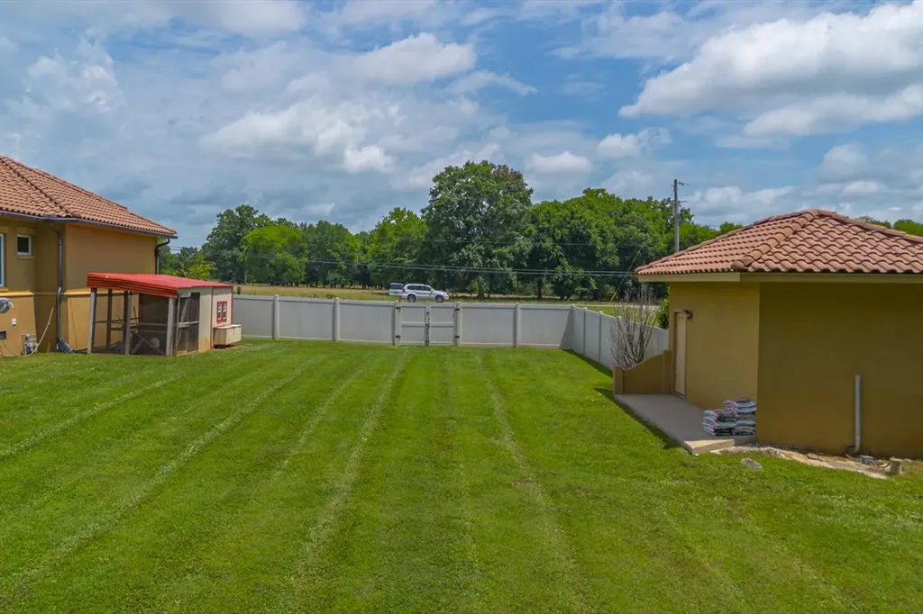1839 Highway 99 Chapel Hill TN 37034