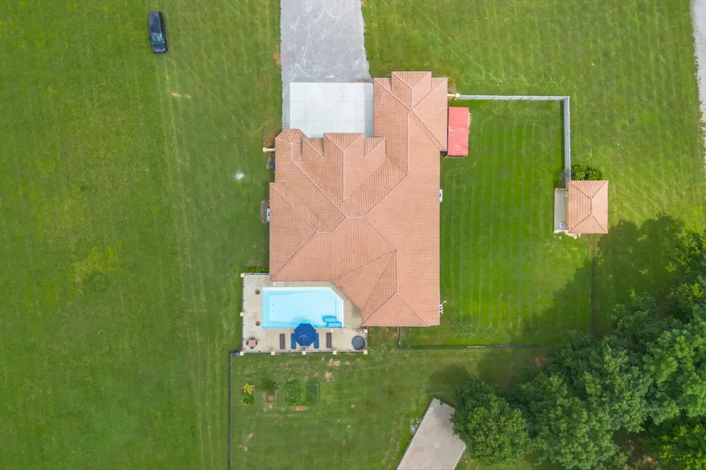 1839 Highway 99 Chapel Hill TN 37034