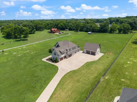 2934 Stewart Creek Road Murfreesboro TN 37129