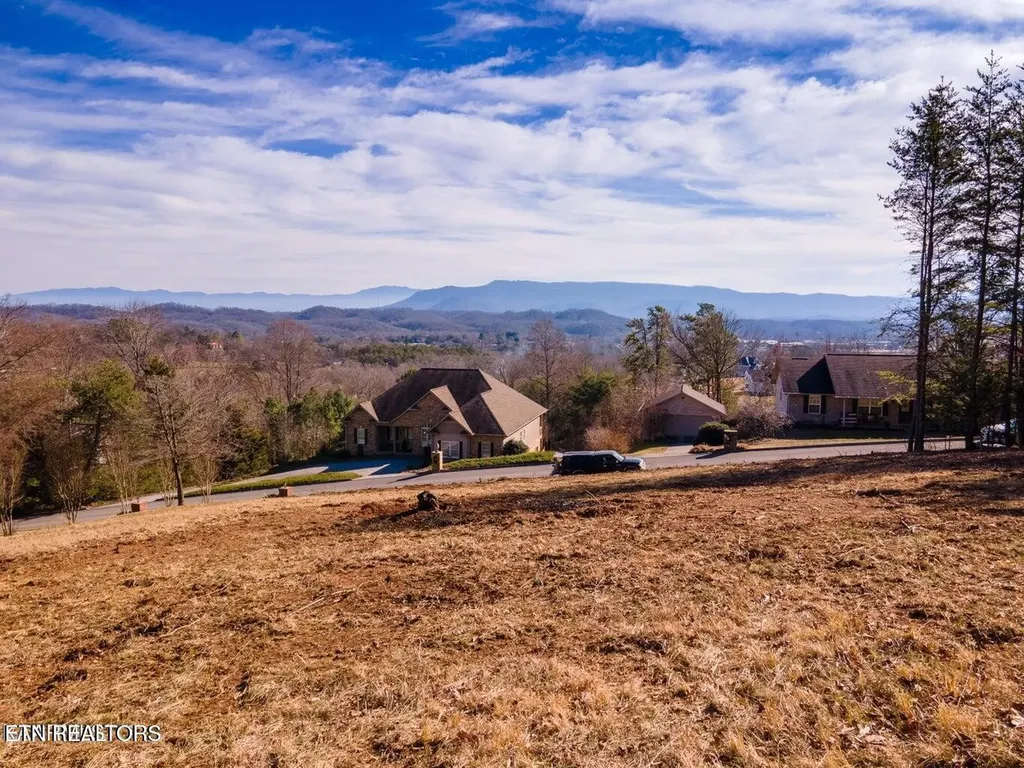 34 Pioneer Drive Seymour TN 37865